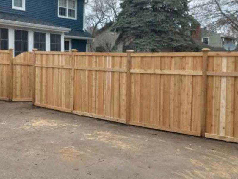Shoreview Minnesota wood privacy fencing