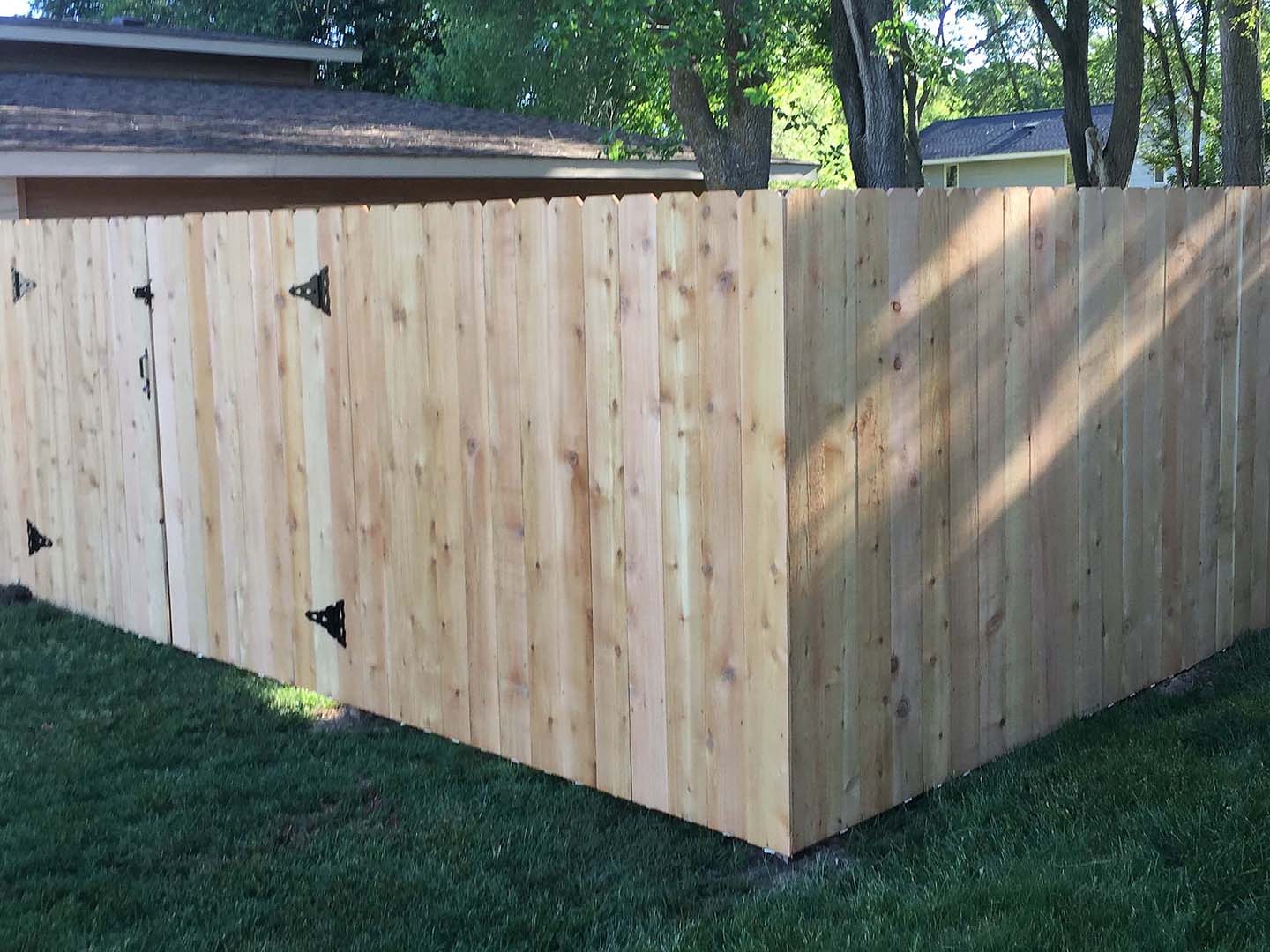 Wyoming MN stockade style wood fence